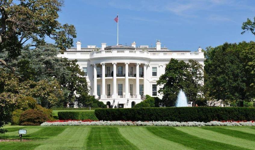 皇冠信用網怎么租_压错宝了？特朗普开始顾虑皇冠信用網怎么租，马斯克转变新身份，属实不简单