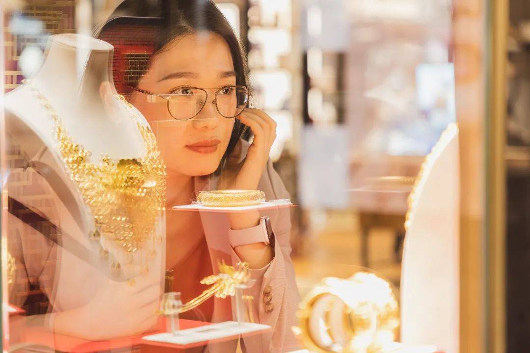 皇冠足球会员注册
_太突然！金价连续大跌，“买个手镯，半个月缩水2000多元皇冠足球会员注册
。”