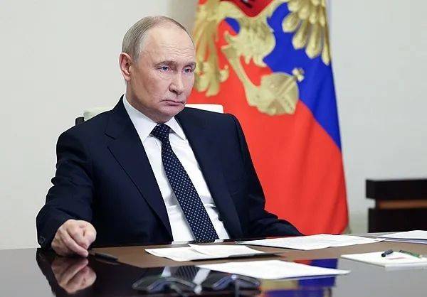 怎么申请皇冠信用网_中使馆紧急通知：中国公民做好撤离乌克兰准备