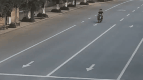 澳大利亚新南威尔斯联赛2_多地严查“人造太阳”澳大利亚新南威尔斯联赛2！湖南交警提醒