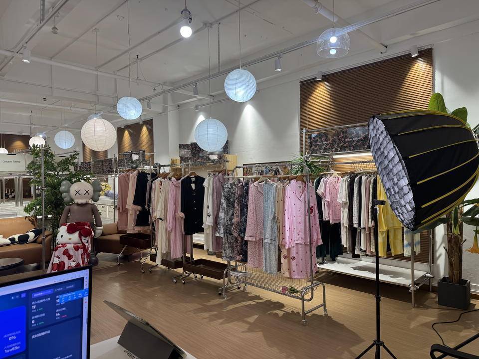 皇冠公司的代理怎么拿
_成本仅20元!上海警方成功破获一起生产、销售假冒品牌案皇冠公司的代理怎么拿
,涉案金额4500余万元