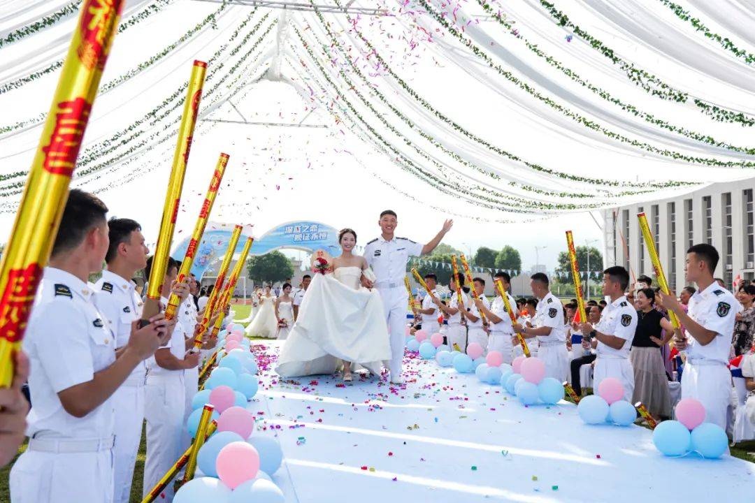 英格兰超级联赛_恭喜英格兰超级联赛,他们结婚了!