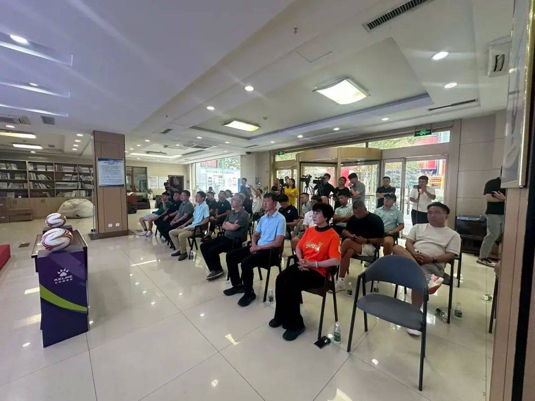 皇冠登一登二登三区别_2025 山东省齐鲁足球超级联赛九月开赛