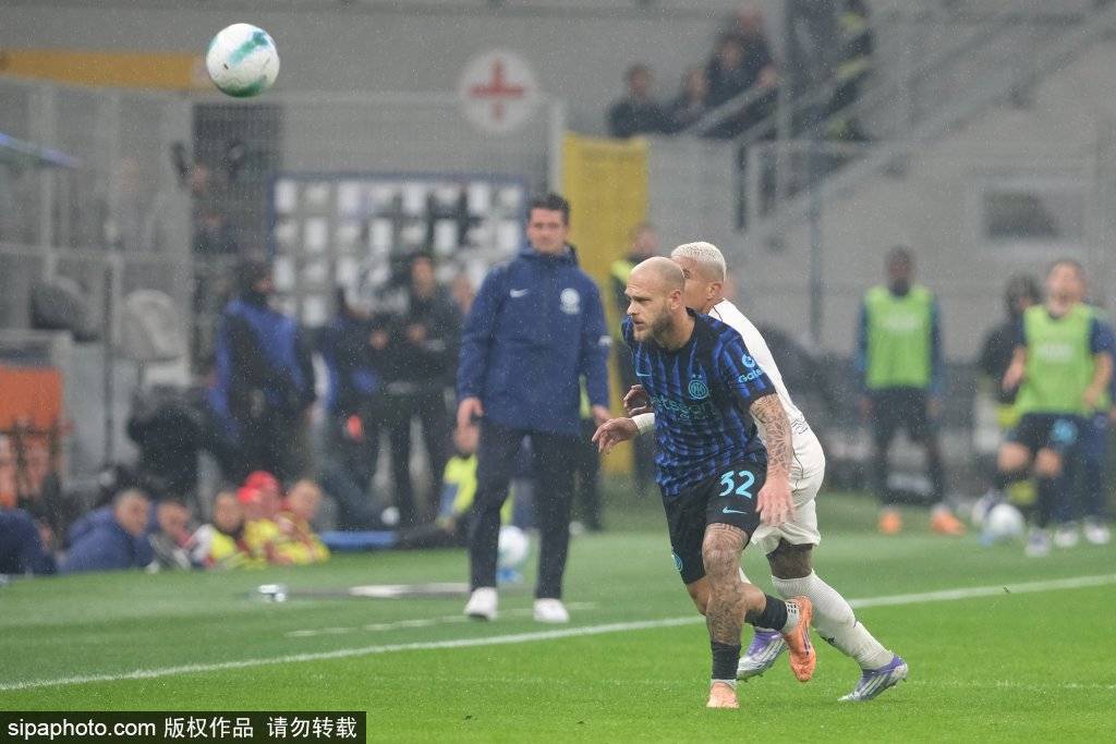 皇冠信用代理注册_意甲惊天逆转：维罗纳最后时刻崩盘皇冠信用代理注册，国际米兰凭乌龙绝杀惊险取胜