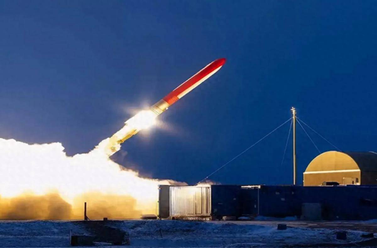 皇冠信用網会员开户_首次！俄军导弹摧毁泽连斯基避难所皇冠信用網会员开户，炸跑爱国者，普京向北约保密