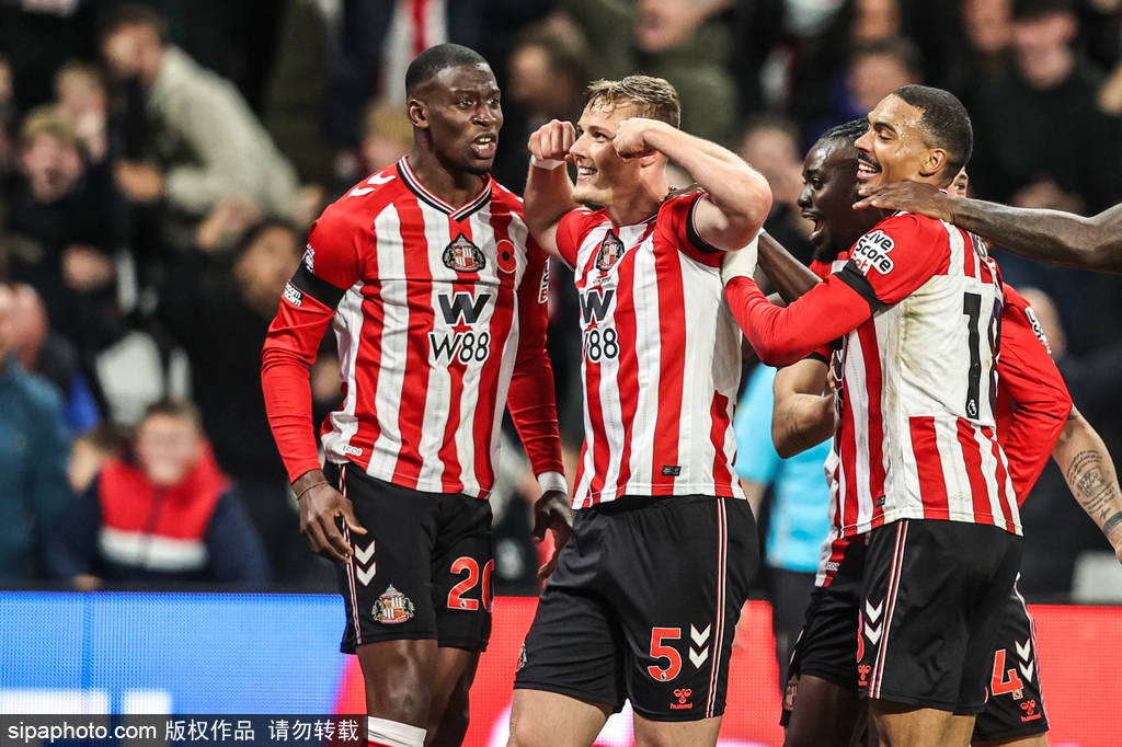 皇冠登3代理注册_10连胜终结皇冠登3代理注册！英超-萨卡破门 阿森纳2-2遭桑德兰补时绝平