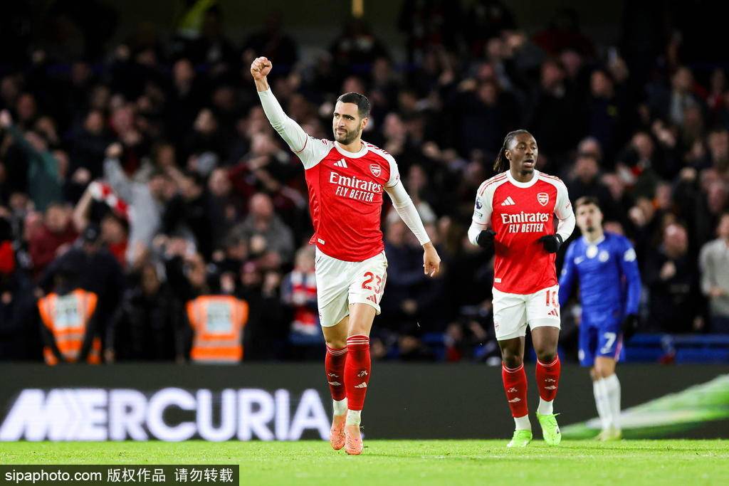 多特蒙德足球_英超-查洛巴梅里诺破门 凯塞多染红切尔西1-1平阿森纳