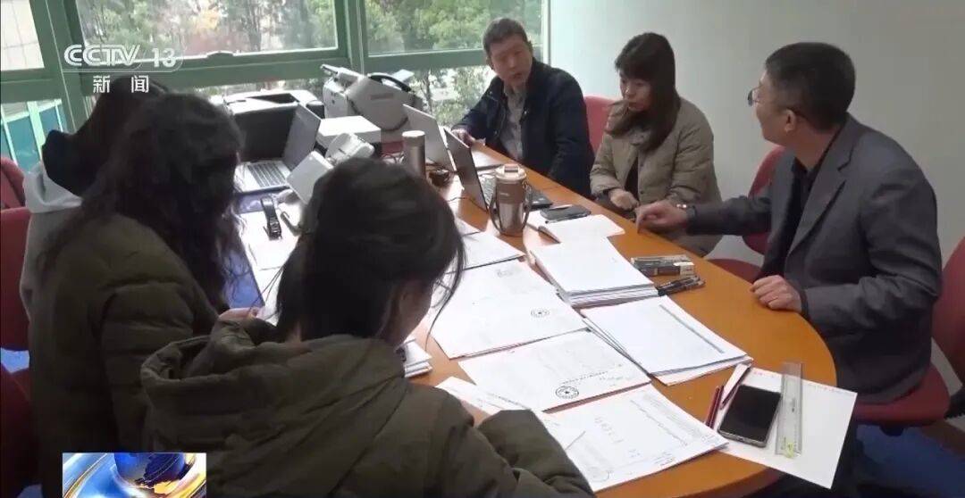 皇冠足球管理平台出租_公司15人皇冠足球管理平台出租,13名女员工集中生育,“老板”被抓