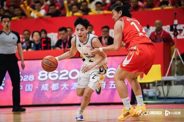 皇冠信用网怎么注册_广东女篮客场再胜四川拿到冠军点皇冠信用网怎么注册！杨舒予、杨力维合砍43分